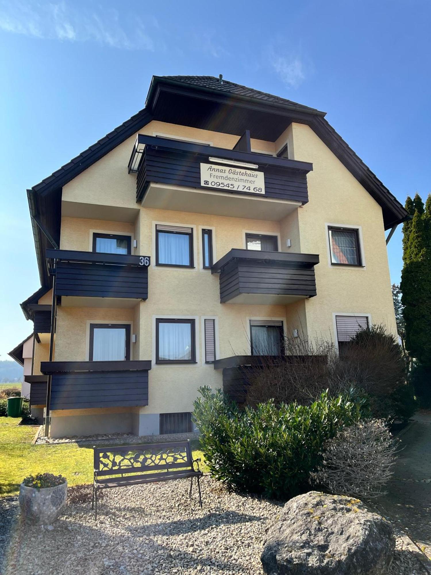 Annas Gaestehaus Hallerndorf المظهر الخارجي الصورة